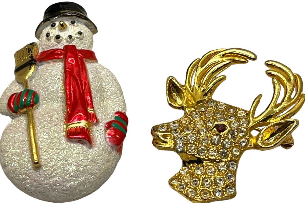 Vtg Holiday Enamel Brooch Set GoldTone Reindeer Snowman Frosty Rudolph Christmas